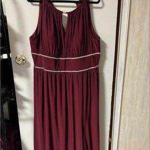 David’s bridal burgundy dress size 20